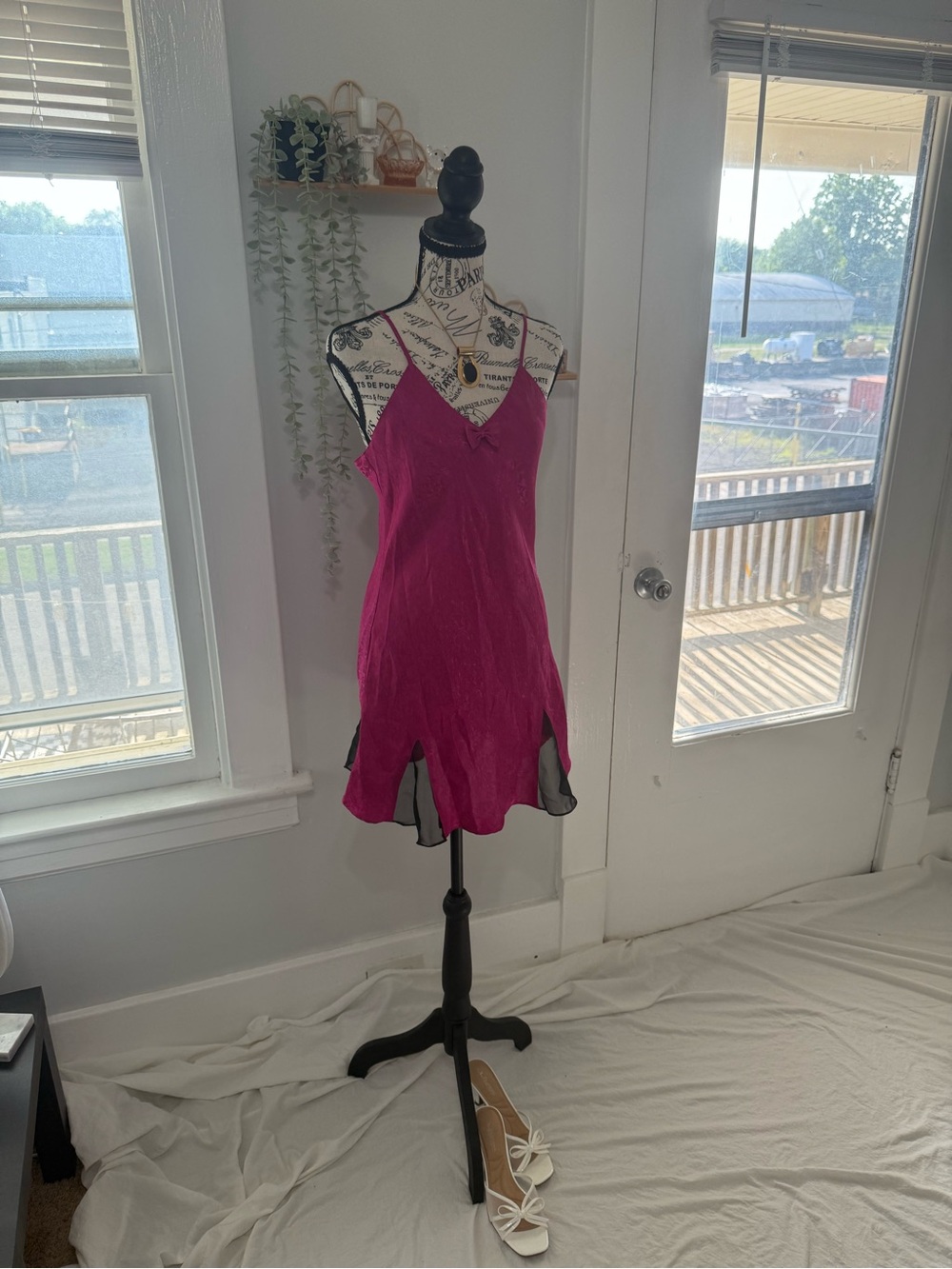 Victoria's Secret Vintage Y2K Gold Label Hot Pink Mini Slip Dress